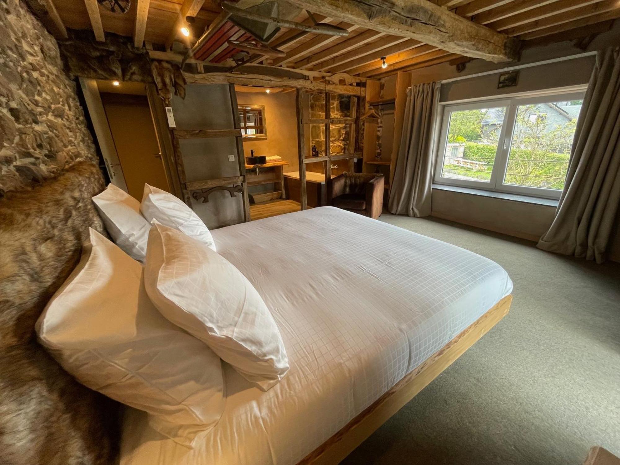 Les Chambres De Laurette Spa Extérieur photo