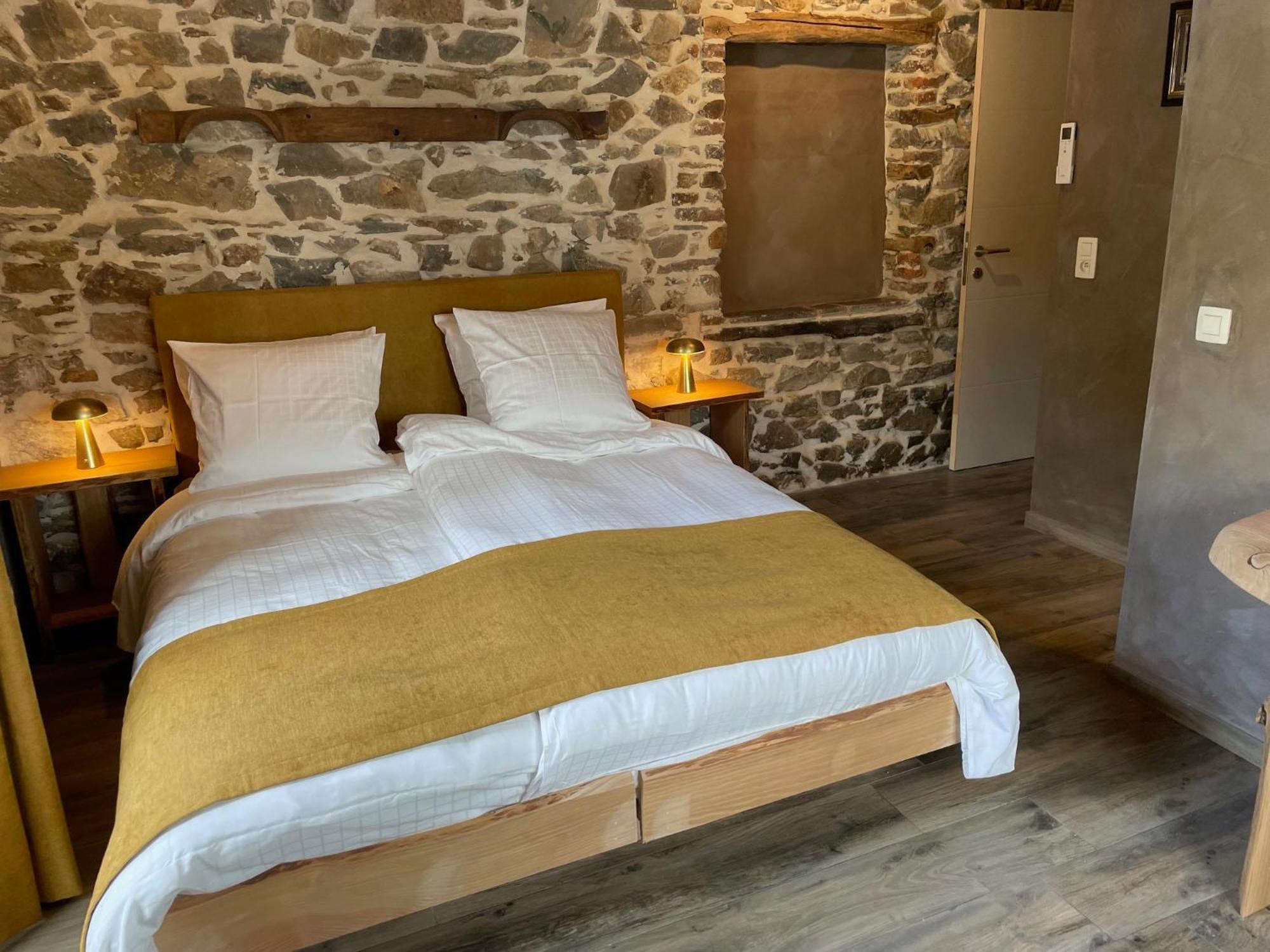 Les Chambres De Laurette Spa Extérieur photo