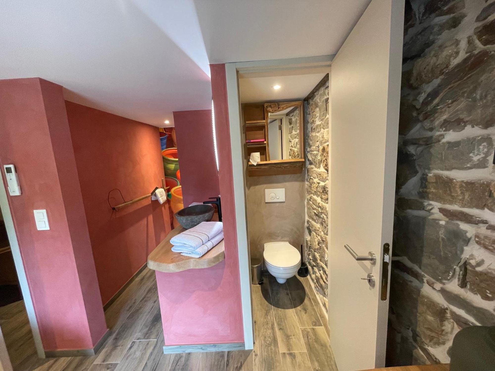 Les Chambres De Laurette Spa Extérieur photo