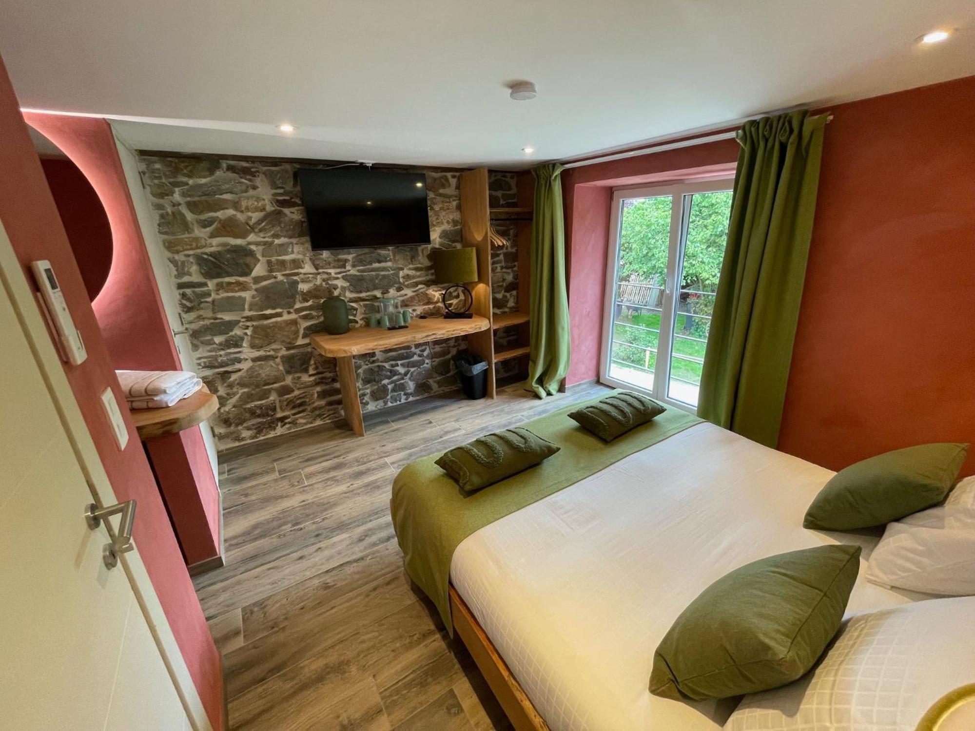 Les Chambres De Laurette Spa Extérieur photo